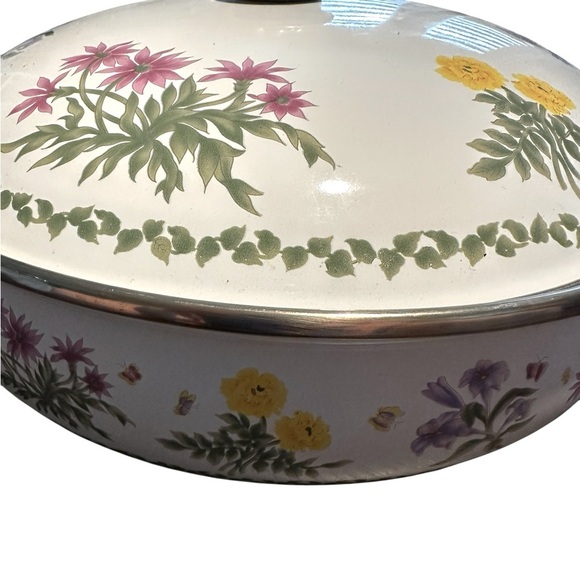 Vintage Lincoware Floral Enameled Pot Casserole Server Dutch Oven Brass Handles - Picture 3 of 8